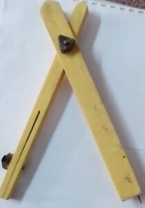 BLACKBOARD COMPASSES